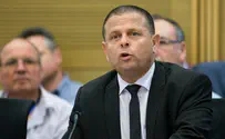 לא אשא על כתפיי את כל חטאי מפא"י