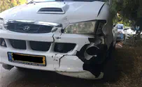 Family ambushed: ''Arabs blocked the road, tried to attack us'