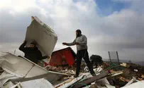 Watch: Yitzhar youth sing as police break into home