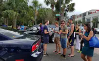 1 shot, hostages taken in Charleston shooting 