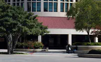 US college students attack, spit on Israeli delegation