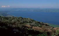 Syrian missiles crash into Sea of Galilee