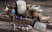 House cleaner or jewelry thief?