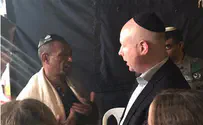 שליח טראמפ ניחם את משפחות הנרצחים