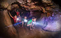 Thousands of visitors throng Gush Etzion
