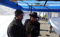 Sukkah at Brandenburg Gate makes history
