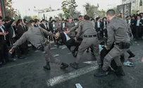 Flash 90 Roadblocks and riots overnight in Jerusalem