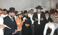 מאות התפללו בקבר יוסף הצדיק