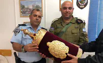 И такое бывает. Палестинцы помогли найти украденные свитки Торы