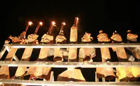 צפו: הדלקת חנוכיית הפצמ"רים