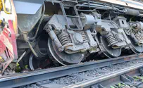 רכבת התהפכה על כביש מהיר בארה"ב
