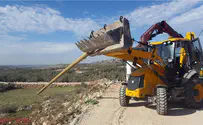 צילום: דוברות המנהל האזרחי ערביי הכפר ניצלו את סלילת הכביש החדש