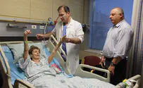 צילום: דוברות הדסה בת 90 עברה צנתור ומתלוצצת עם רופאיה