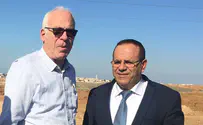 שר התקשורת: לפתוח סניפי דואר לבדואים