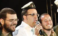 שוואקי מתכונן להצדיע לחיילי צה"ל