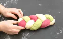 החלה שהתחפשה         