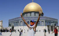 200 injured as Arab rioters clash with police on Temple Mount