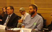רוצה את רג'וב עם כדור בראש