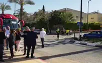 "אדם נעים הליכות ואהוב"