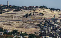 Rock-throwing attack while MK visits Mount of Olives