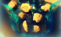 Inna Rogatchi sends a fine art photo message for Passover