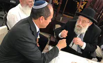 מאות חגגו פסח בבית הרב-קוק