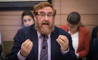 "מישהו ראה את נשיא המדינה? הלו?"