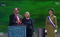Кто зажигал факелы на день Независимости