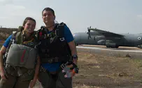 תיעוד: אלופי המטכ"ל בצניחה חגיגית