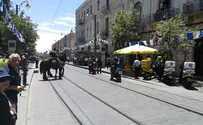 One wounded in stabbing near Jerusalem city hall