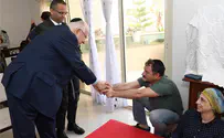 Emotional visit of President Riviln with bereaved family