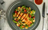 Kosher.com Grilled Chicken Salad