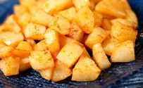 Kosher.com Crispy Paprika Potatoes