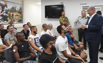 "מנהלים חזיתות קשות בדרום ובצפון"