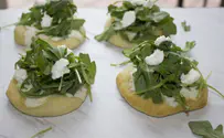 Arugula and Ricotta Pizzetta