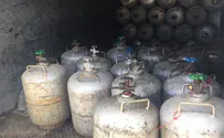צילום: דוברות המשטרה כך הוברחו מיכלי גז בלתי חוקיים