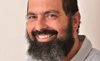 שלא לבייש את מי שאין לו        