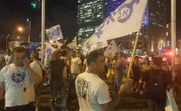 Divorced fathers hold protest in Tel Aviv