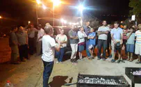 מצפים לטוב                    