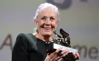 Vanessa Redgrave doesn't reget 'Zionist hoodlums' remarks.