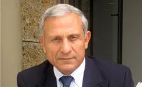 השמיים והגבול              