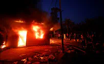 Iraqi protesters torch Iranian consulate in Basra
