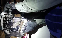 Border Police confiscate illegal weapons in Arab town