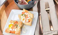 Breakfast Baskets with Egg, Avocado, and Lox