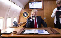 Trump mocks NYT claims Russia hacked his cell phone