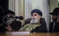 "ללמוד מהרב מסירות נפש ואהבה לבריות"