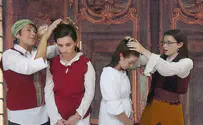 Kindling Shabbat candles during the Spanish Inquisition