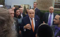 'Blaming an act of anti-Semitism on the president is insane'