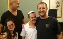 אל תפסיקו לשיר               