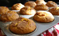 Cranberry Crumb Muffins